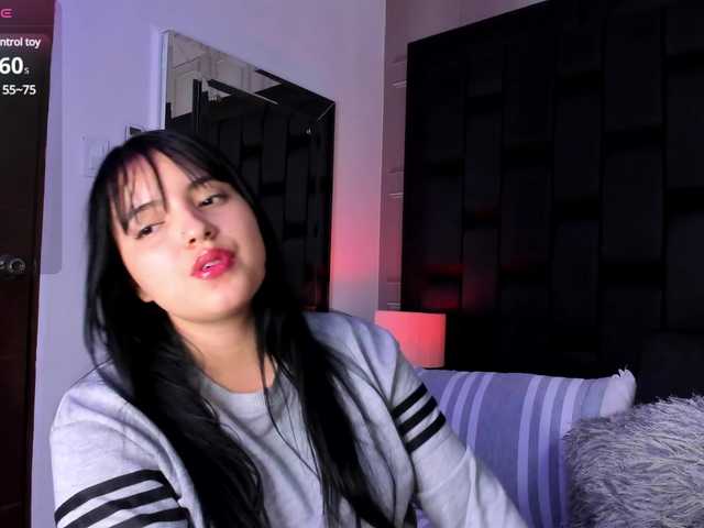  MiahScott chat room
