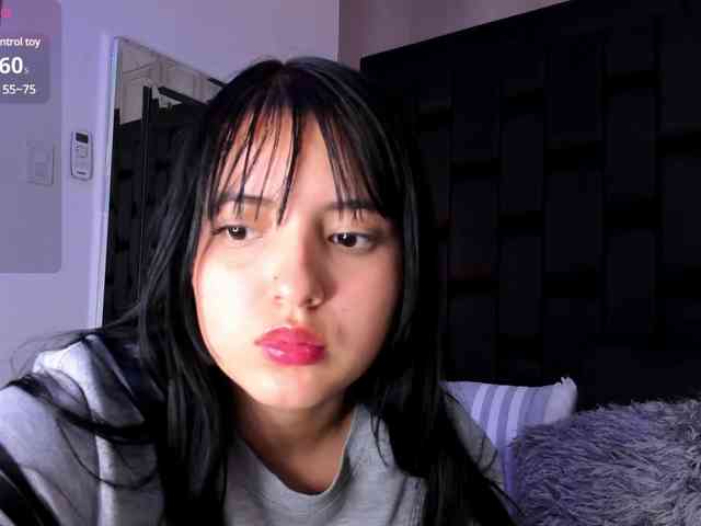 MiahScott webcam