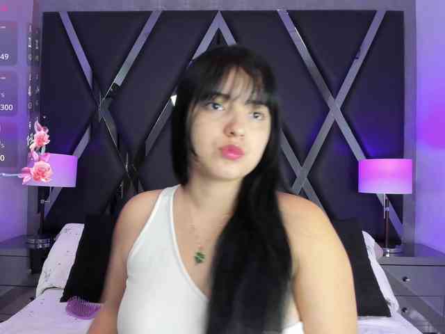 MiahScott webcam