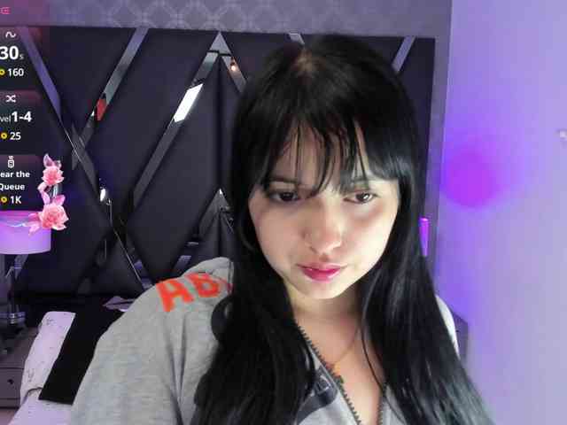 MiahScott webcam