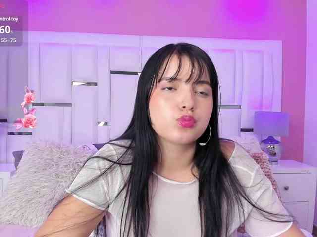 MiahScott webcam