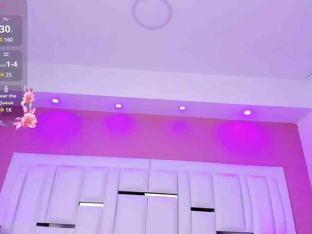 MiahScott webcam