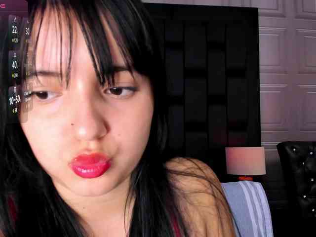 MiahScott webcam