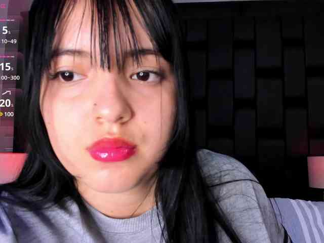 MiahScott webcam