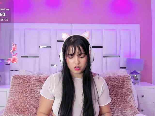 MiahScott webcam