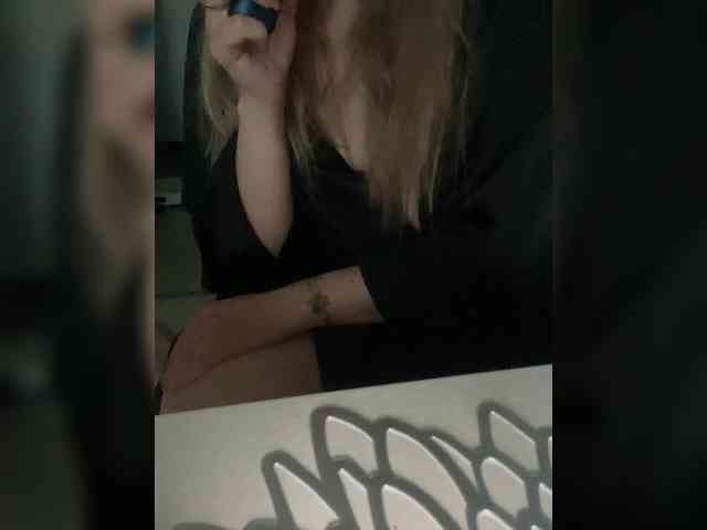Lalaboom111 webcam