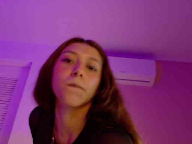 Alice-Bennett webcam
