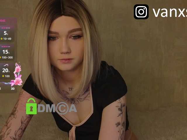 vanslly's BongaCams show and profile
