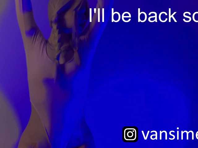 vanslly Live Cam on BongaCams