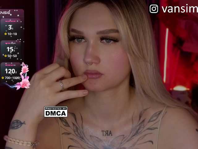 vanslly's BongaCams show and profile