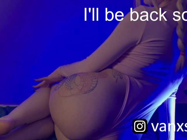 vanslly's BongaCams show and profile