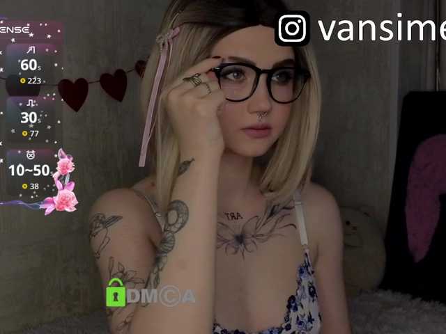 vanslly's BongaCams show and profile
