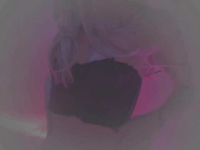 vanslly's BongaCams show and profile