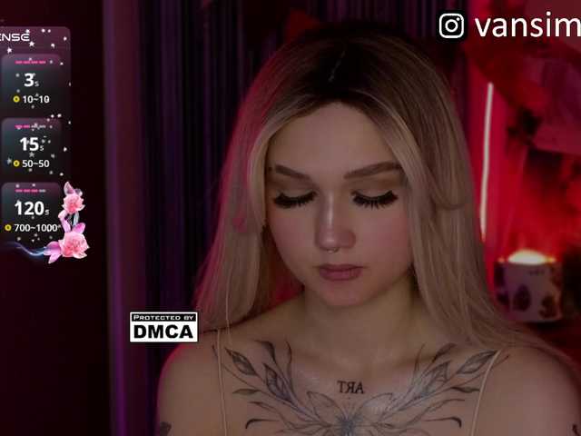 vanslly's BongaCams show and profile