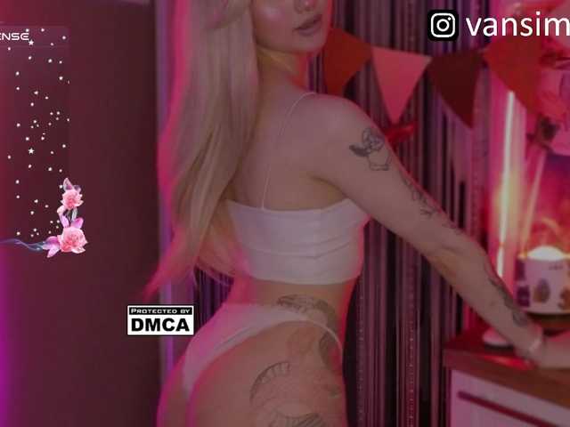 vanslly's BongaCams show and profile