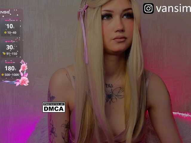 vanslly's BongaCams show and profile