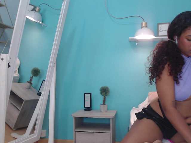  SelenaRoyal chat room