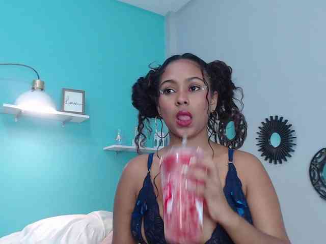 SelenaRoyal webcam
