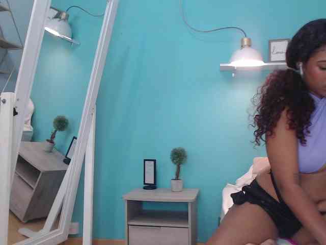SelenaRoyal webcam