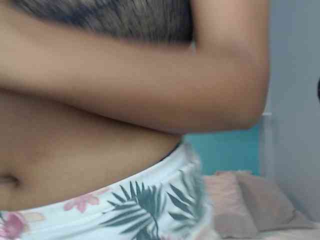 SelenaRoyal webcam