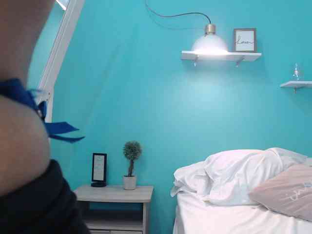 SelenaRoyal webcam