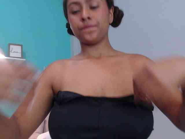 SelenaRoyal webcam