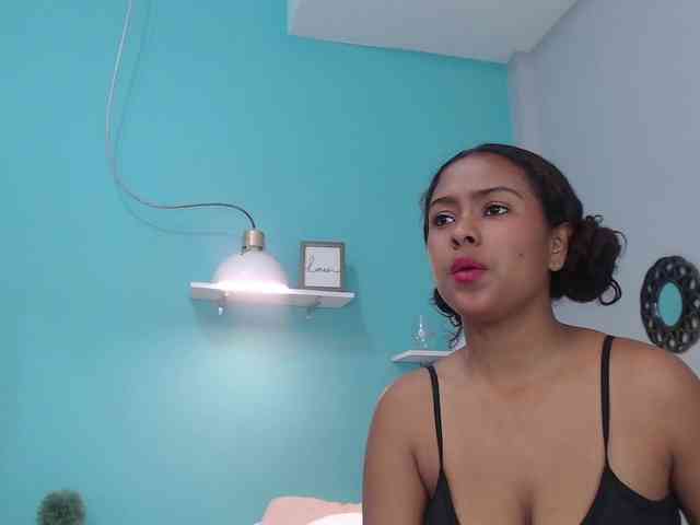 SelenaRoyal webcam