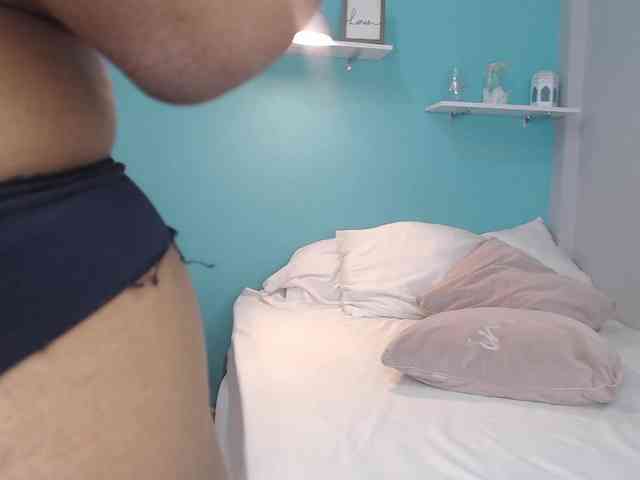 SelenaRoyal webcam