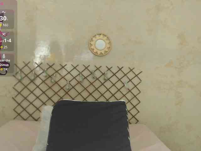 PerlaStonee webcam