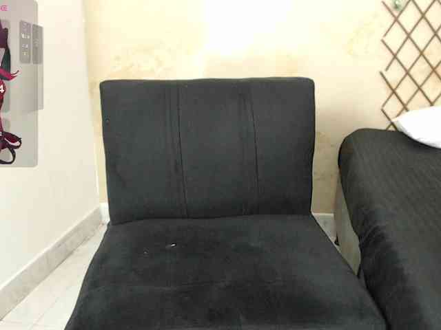 PerlaStonee webcam