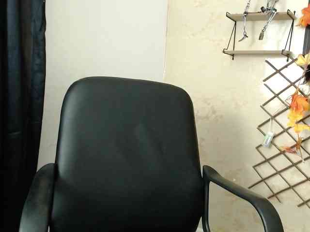 PerlaStonee webcam