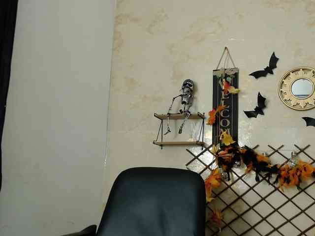 PerlaStonee webcam