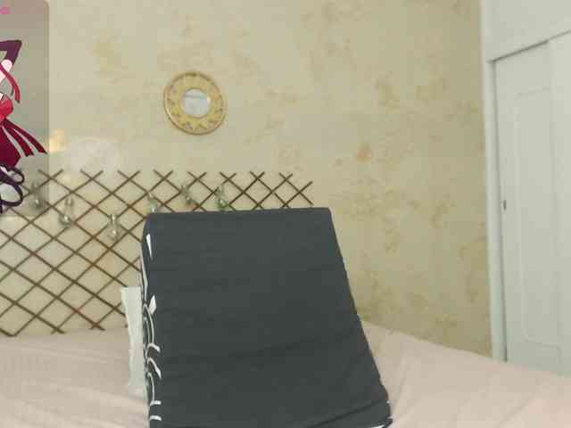 PerlaStonee webcam
