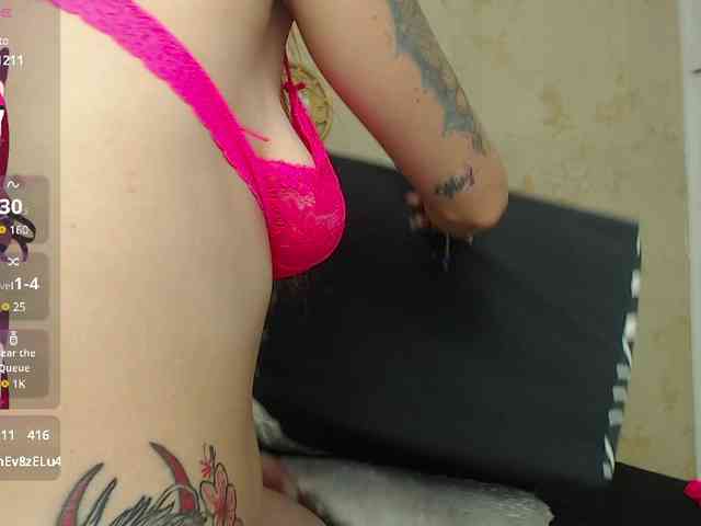 PerlaStonee webcam