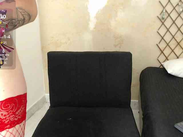 PerlaStonee webcam