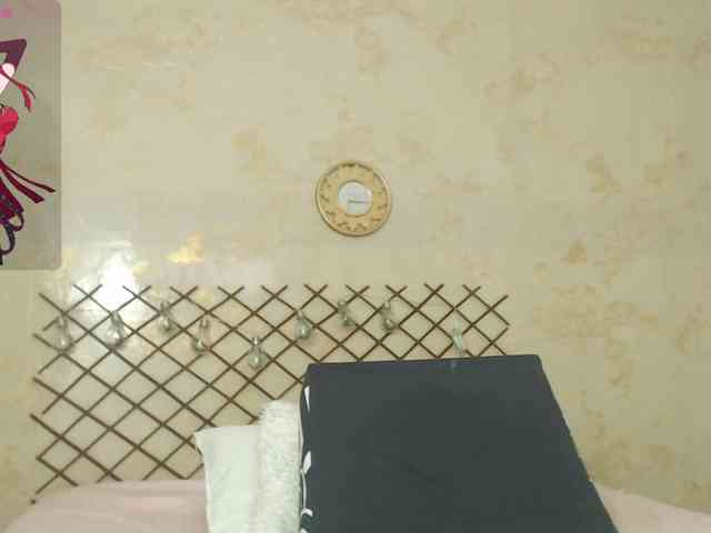 PerlaStonee webcam