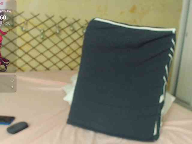 PerlaStonee webcam