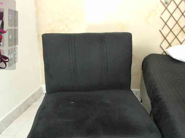 PerlaStonee webcam
