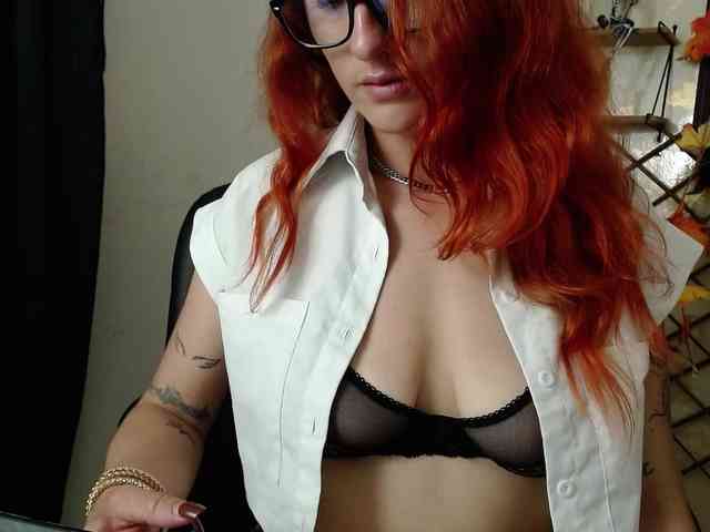 PerlaStonee webcam