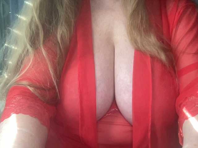 TexasMommy's BongaCams show and profile