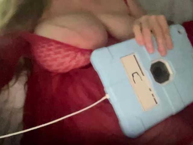 TexasMommy's BongaCams show and profile