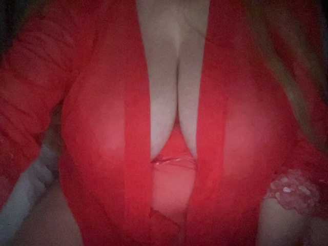 TexasMommy's BongaCams show and profile