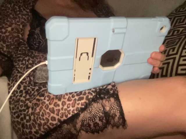 TexasMommy's BongaCams show and profile