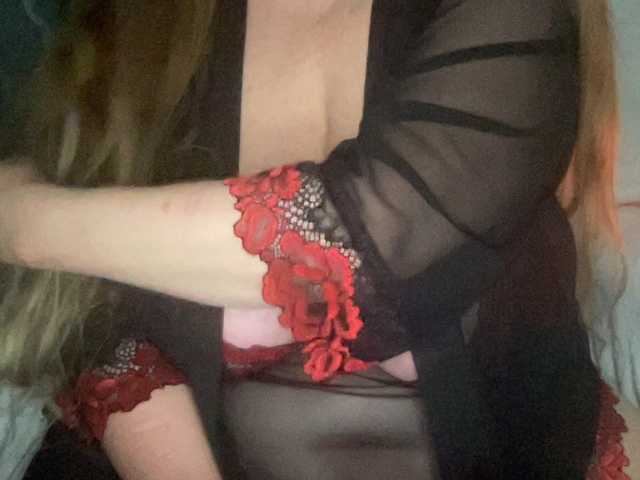 TexasMommy's BongaCams show and profile