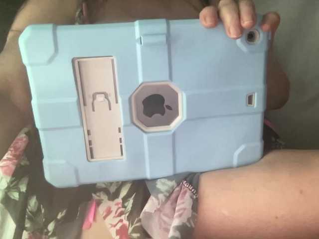 TexasMommy's BongaCams show and profile