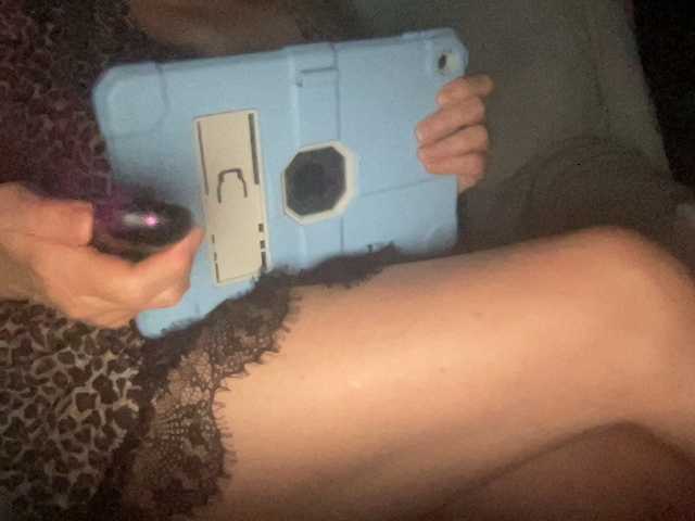 TexasMommy's BongaCams show and profile