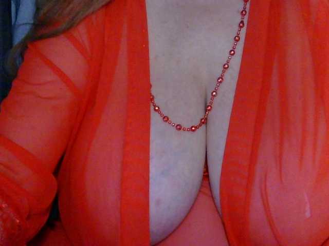 TexasMommy's BongaCams show and profile