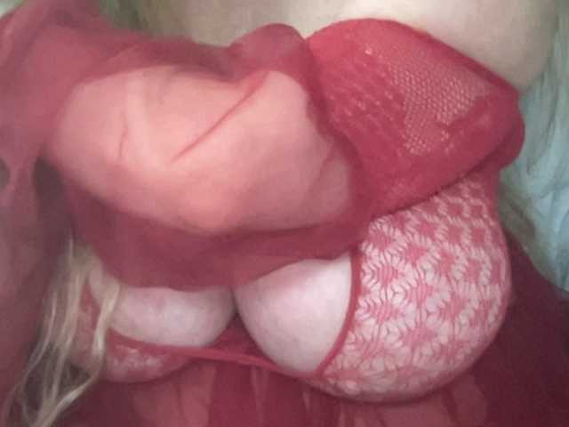 TexasMommy's BongaCams show and profile