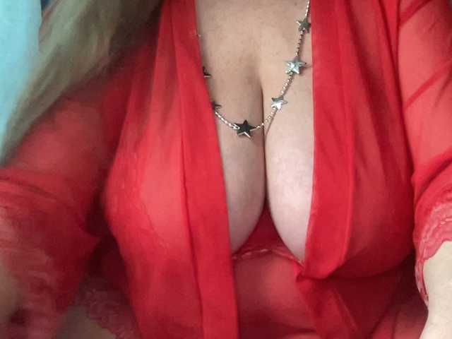 TexasMommy's BongaCams show and profile