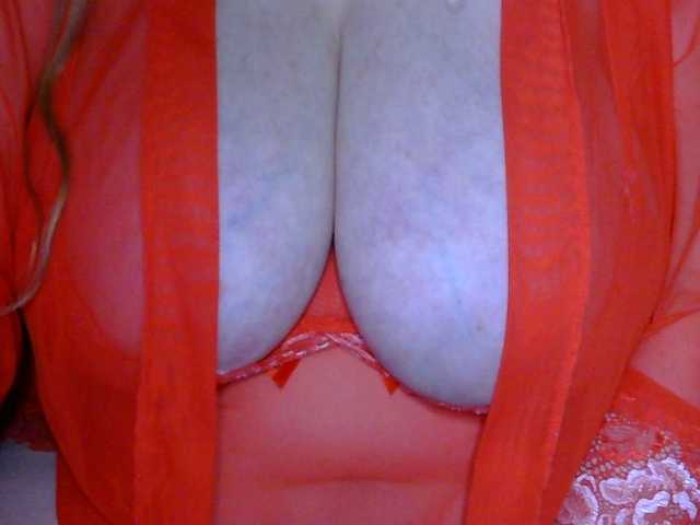 TexasMommy's BongaCams show and profile